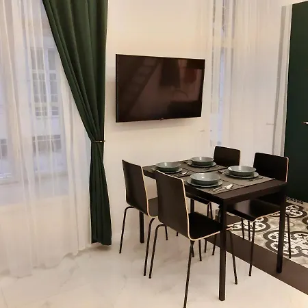 Danube Elegance Budapest